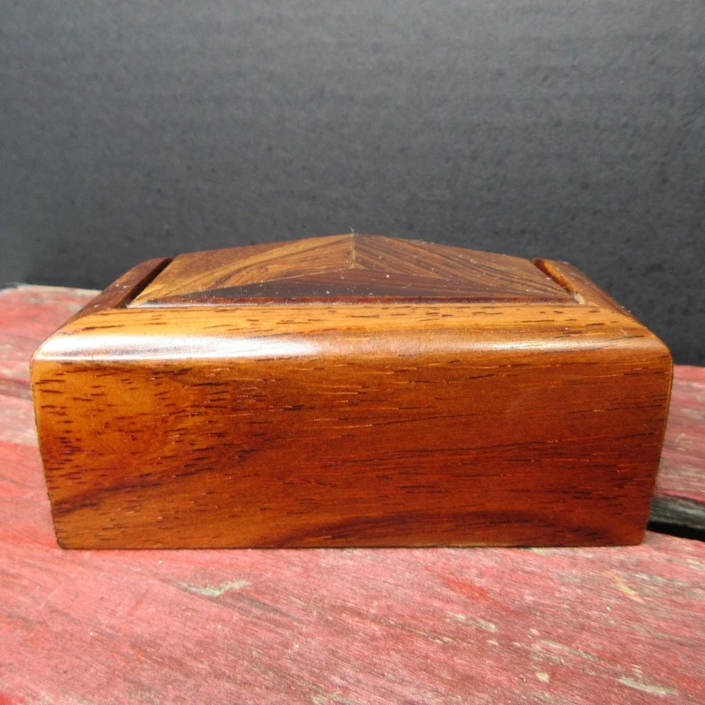 Vintage Geometric Wood Trinket Box Dark Light Brown Octagon Shape Felt Lined